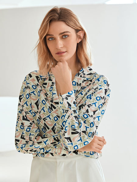 ALLOVER LETTER GRAPHIC BLOUSE