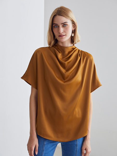 RELAXED FIT DRAPED TOP