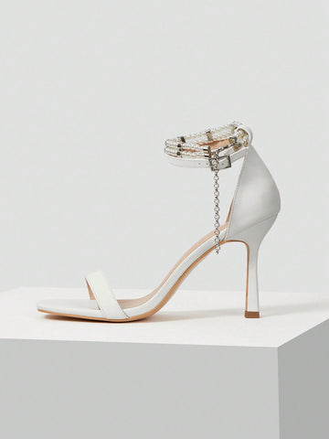FAUX PEARL STRAP HEELED SANDALS