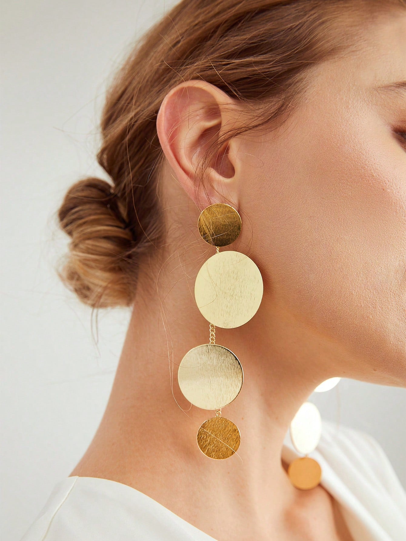 ROUND GOLD DROP EARRINGS