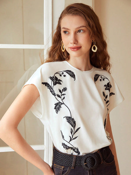 EMBROIDERED CAP-SLEEVE T-SHIRT