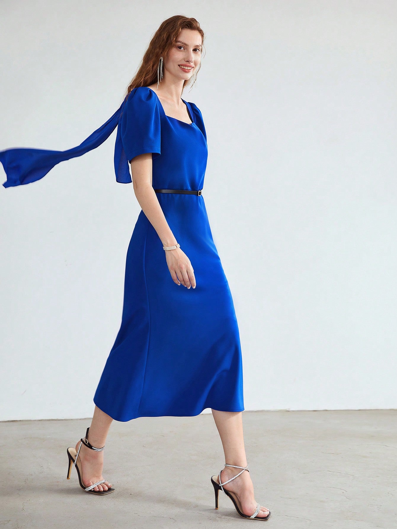 BELTED PUFF SLEEVE DRESS