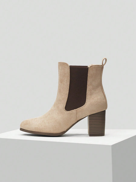 HEELED CHELSEA BOOTS