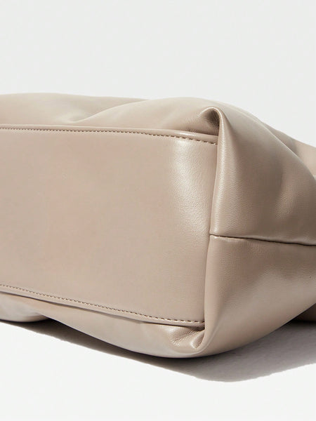 PUFFY FAUX LEATHER SHOULDER BAG