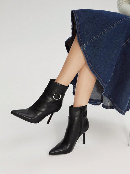 POINTY STILETTO BUCKLE BOOTIES