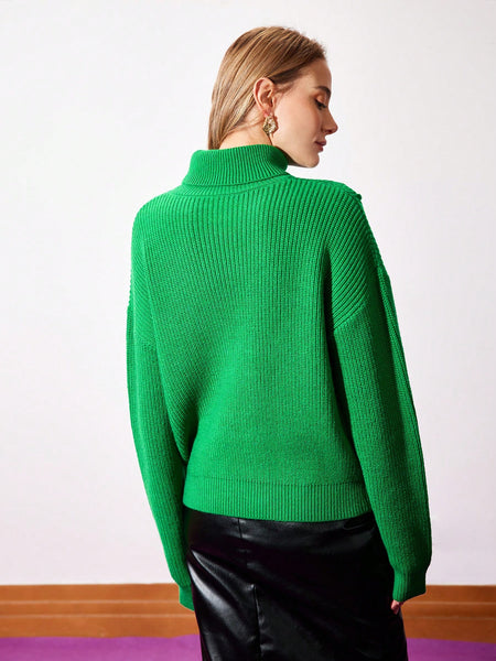 LACE UP FRONT TURTLENECK SWEATER