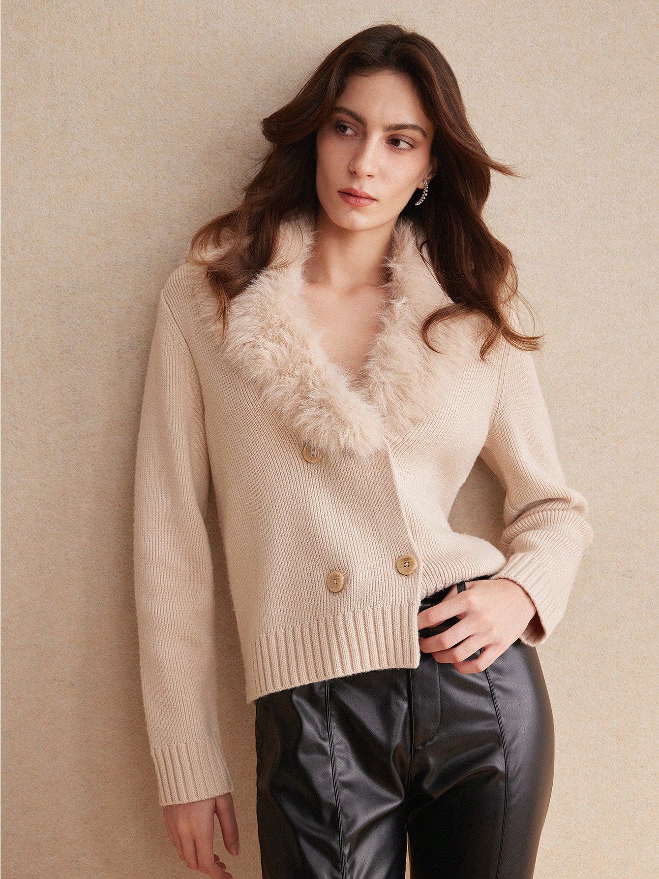 FUZZY COLLAR DOUBLE BREASTED CARDIGAN
